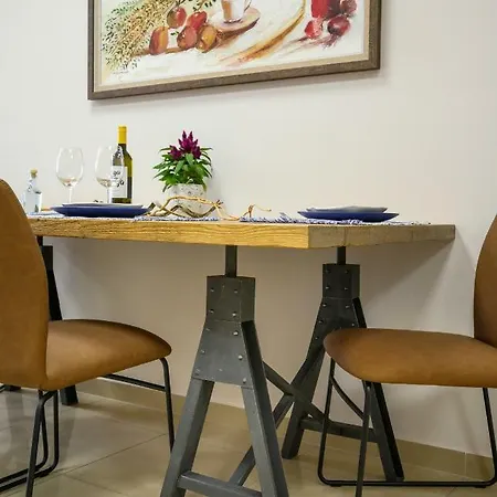 La Vita Al Centro *